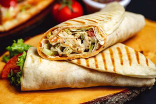 Šis kebabas pavergė internetą: vienas triukas ir tavo kebabas namie taps geresnis nei kebabinėje