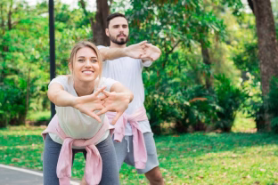 Hormonų pusiausvyra lėkštėje: kaip mityba, sportas ir technologijos padeda sureguliuoti organizmą?