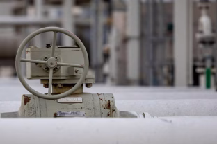 Ukrainos dronai atakavo „Družba“ naftotiekį: didėjantis spaudimas Kremliui ir nerimas Europos energetikai