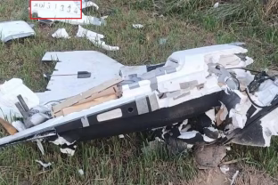 Ukrainą ir vėl drebina galingas priešų puolimas, bent vienas rusų dronas kirto ir Lenkijos oro erdvę