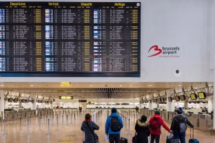 Svarbus pranešimas keliaujantiems: iš oro uosto maršrutų žemėlapio dingo keli skrydžiai