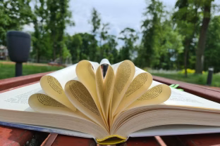 Trys dienos literatūros ir susitikimų: Kauno „Žalgirio“ arenoje įvyks pirmoji Kauno miesto knygų mugė