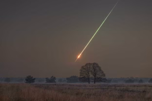 Žemę gali ištikti milžiniška katastrofa: prie mūsų planetos artėja objektas, kuris nepaklūsta fizikos dėsniams