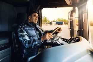 Dirbtinis intelektas skverbiasi į logistikos rinką: mažesnės išlaidos ir tai tik dalis privalumų vežėjams