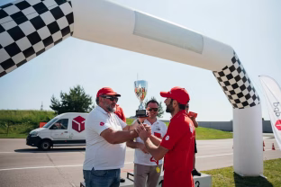 Vilnietis kurjeris pateko tarp geriausių Europoje: vairuoja kaip lenktynininkas ir visiškai nebijo streso