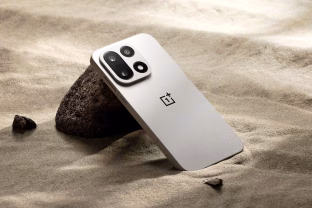 Laukti liko nebedaug: aiškėja, kada bus pristatytas naujasis „OnePlus 15“ išmanusis telefonas