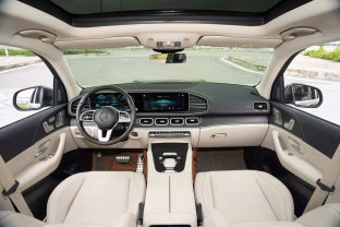 Šie atnaujinimai automobilyje atrodo tarsi iš ateities, šie įrenginiai padarys jį pavydėtinu net BMW savininkams
