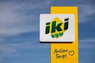 „Iki“ investuoja milijonus į žmones: darbuotojų atlyginimų kėlimui šiemet skiria net 7,5 mln. eurų