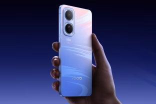 Pristatytas naujasis „iQOO Neo11“ išmanusis telefonas su didele baterija ir „Qualcomm“ lustu