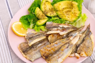 Rinkitės šią žuvį vietoj lašišos: sveikesnė, pigesnė ir iš Lietuvos, bet daugelis vis dar ją ignoruoja