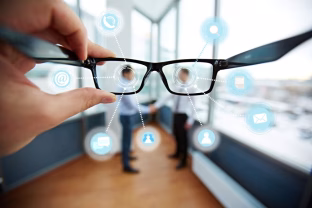 Išmanieji akiniai, kurie keičia žaidimo taisykles: įvardijo, ką privalote žinoti prieš pirkdami