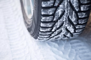 Ši žieminių padangų detalė labai svarbi – jos nepatikrinus galite sumokėti savo gyvybe