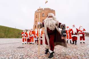 Vilnius keičia Kalėdų žaidimo taisykles: diena, kai prisiminimai virsta valiuta, o visas miestas dainuoja