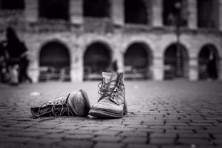 Nepatikėsite, ką padarė su senais baldais: niekam nebereikalingi daiktai tapo viltimi