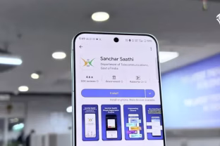 Skandalas dėl privalomos programėlės: Indija atšaukė privalomą diegimą, net kova su sukčiais turi ribas
