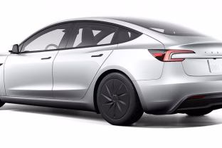 „Tesla“ atsisako prabangos - ar supaprastinti modeliai pakeis Europos vairuotojų įpročius?