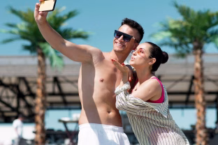 30 proc. keliautojų įkvėpimo semiasi socialiniuose tinkluose: pasakė, kaip tai veikia viešbučių paklausą