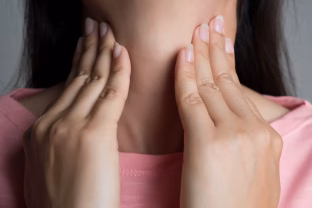 Zaczyna się od pieczenia języka. wiele osób myli to z błahostką, a zapowiada poważną chorobę