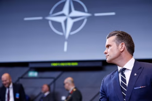 NATO siunčia griežtą signalą Kremliui: pradeda globalų stebėjimą, perspėją apie didėjančią Maskvos grėsmę