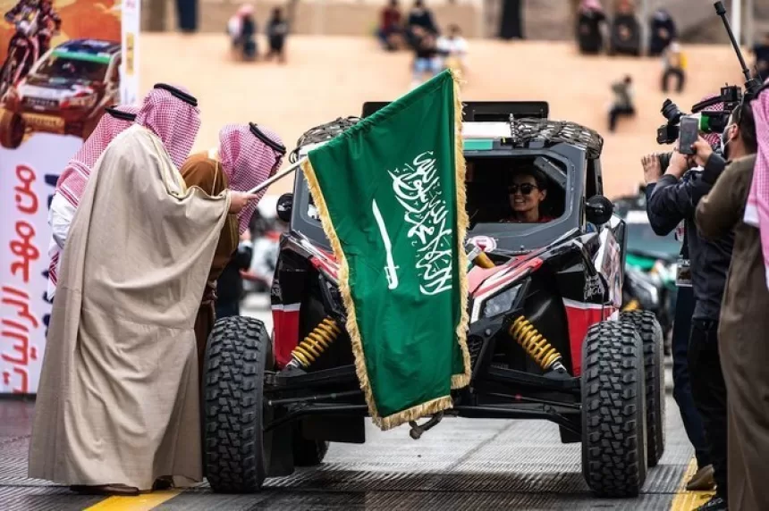 Sėkmingo pasirodymo Hailo ralyje rezultatai: Saudo Arabijos lenktynininkė savo svajonės sieks Dakare