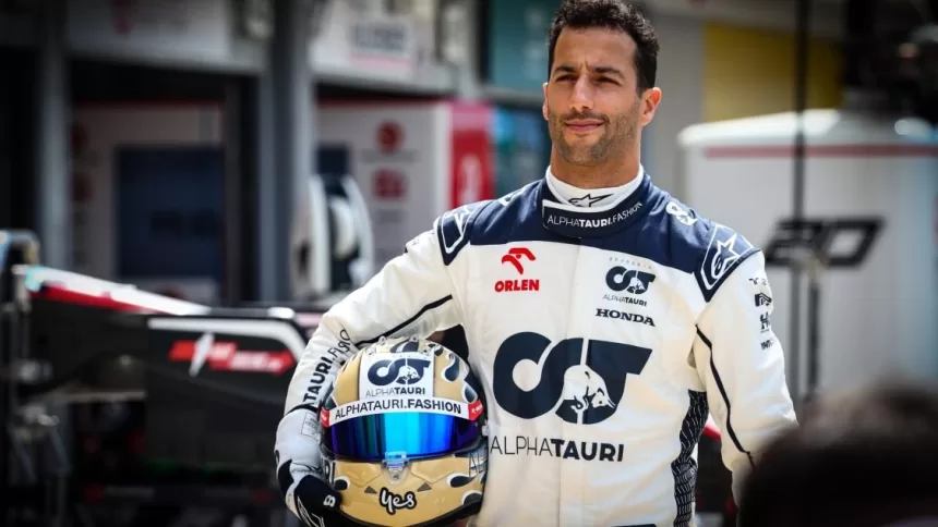 Į „Formulę 1“ sugrįžęs australas įvertino savo sezoną: džiaugėsi komandos progresu ir negailėjo pagyrų savo lenkytinių inžinieriui