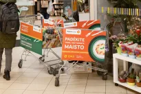 Šventinis lietuvių gerumas: „Maisto banko“ akcijoje paaukota daugiau nei 332 tūkst. maisto produktų