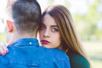 Pasitikrinkite: 10 minčių, kurios slapta griauna tavo santykius dar jiems net neprasidėjus