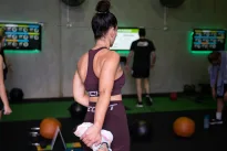 Sportuoji ir vis tiek kenti nuo spuogų? Priežastis slypi paprastuose įpročiuose po treniruočių