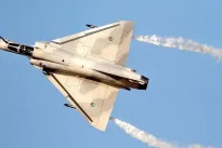 Zelenskio diplomatinė pergalė: Prancūzija siunčia Ukrainai savo naikintuvus