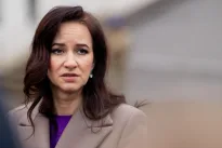 Vyriausybė priversta aiškintis dėl stringančių rodiklių: pirštu dūrė į ankstesnę valdžią