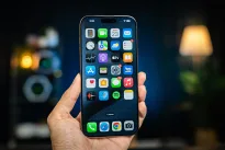 „Apple“ pagaliau pralenkė „Samsung“: paaiškėjo, kurie „iPhone“ modeliai yra patys populiariausi