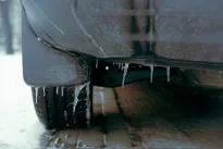 Chaosas greitkelyje: masinėje avarijoje susidūrė per 100 automobilių