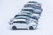 Automobilių eksperto įspėjimas vairuotojams: nevažiuokite, kol nepamatėte šio vieno ženkliuko