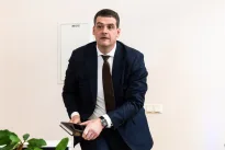 Žemaitaitis vėl po padidinamuoju stiklu: partija už jo automobilį moka iš savo kišenės