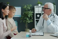 Kas labiau lemia vaiko sveikatą: mama ar tėtis? Mokslininkų atsakymas šokiravo pasaulį