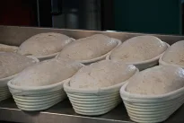 Be kvietinių miltų, bet su skoniu: duona, kuri nustebina savo purumu ir lengvumu