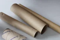 Neišmeskite kartoninių tūbelių: trys gudrūs panaudojimo būdai, kurie palengvina buitį ir sutaupo pinigų