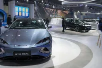 Elektromobilių burbulas braška, Kinijos rinka siunčia aiškų perspėjimą investuotojams