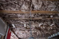 Vasarnamis be šildymo? Šeimininkai dalijasi pigiu metodu, kuris išlaiko šilumą