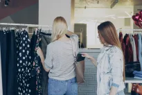 Kas iš tiesų vyksta prie savitarnos kasų: policija pradėjo tyrimą, bet ar pinigai bus grąžinti?