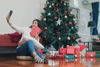 Pamirškite apie miglotas Kalėdų nuotraukas: 5 telefono nustatymai, kurie išgelbės tavo šventes