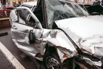 Grįžote prie savo automobilio, o jis subraižytas? Viena paprasta klaida gali kainuoti šimtus eurų