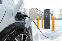 Gamintojai apie tai nutyli: štai kiek realiai tarnauja elektromobilio baterija