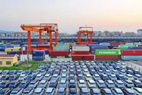 Elektromobilių revoliucija Lenkijoje: vairuotojai masiškai renkasi elektrą, fiksuojami rekordiniai rezultatai