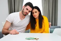 Nuo mažinimo prie didinimo? ECB retorika verčia skolininkus peržiūrėti savo planus