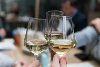 Pamirškite mitą apie sveiką vyno taurę: realybė apie alkoholį šiandien yra aiški ir bauginanti