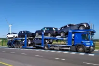 Kilo didžiulis skandalas: automobiliai ir toliau sėkmingai rieda į Maskvą, šokiruojančios detalės