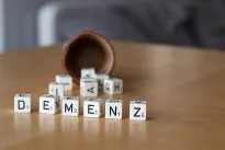 Mokslininkai nesupranta, kas čia vyksta: įprasta vakcina gali sulėtinti demenciją, tyrimas pribloškė