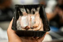 Kodėl mūsų močiutės visada mirkė silkę? Viena smulkmena keičia visą skonį, išbandykite patys