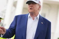 Įtampa Vašingtono ir Briuselio ašyje: EK pirmininkė perspėja apie kritinį etapą